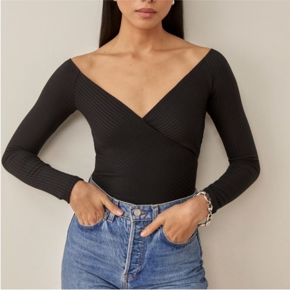 Reformation Minnie Ribbed Knit Long Sleeve Crossover V-Neck Slim Fit Top Black